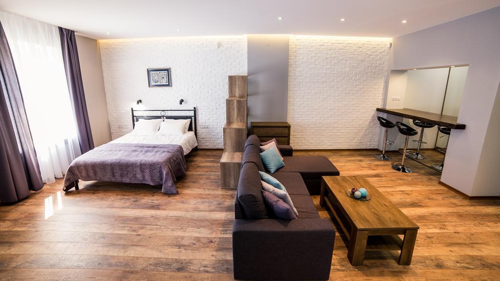 Foxy Lviv Apartment Exterior photo